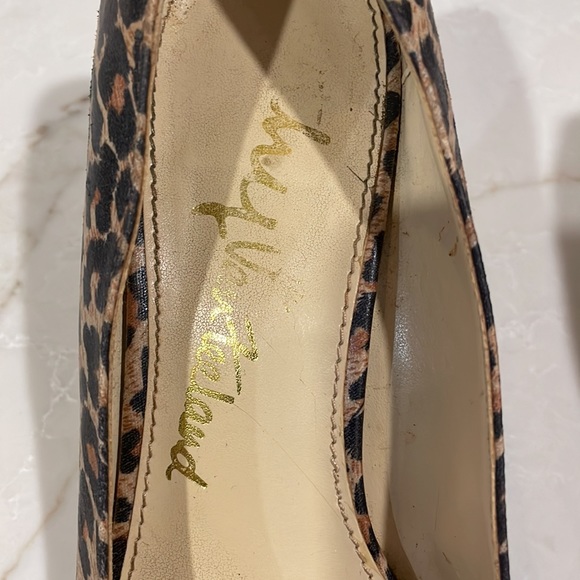 EUC LEOPARD PRINT PUMPS - Picture 6 of 8